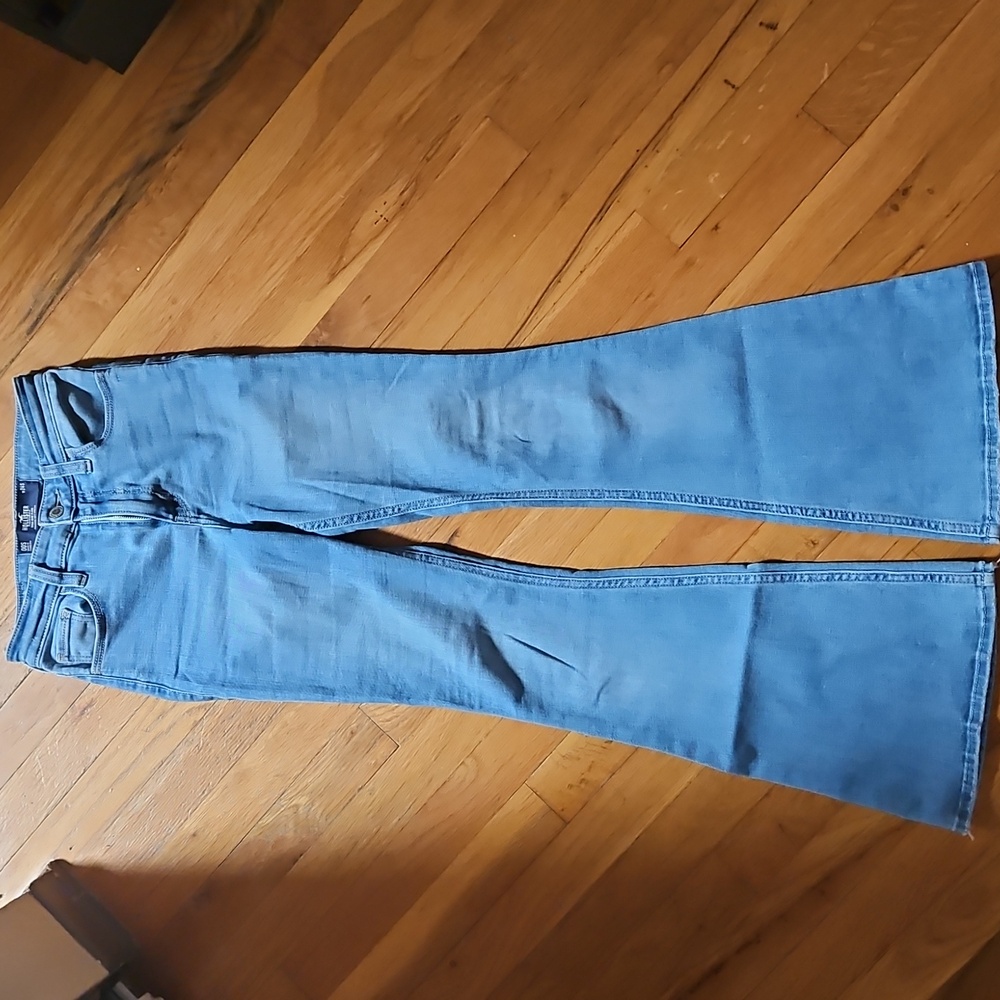 High-Rise Flare Jean Hollister Classic Stretch 24s
